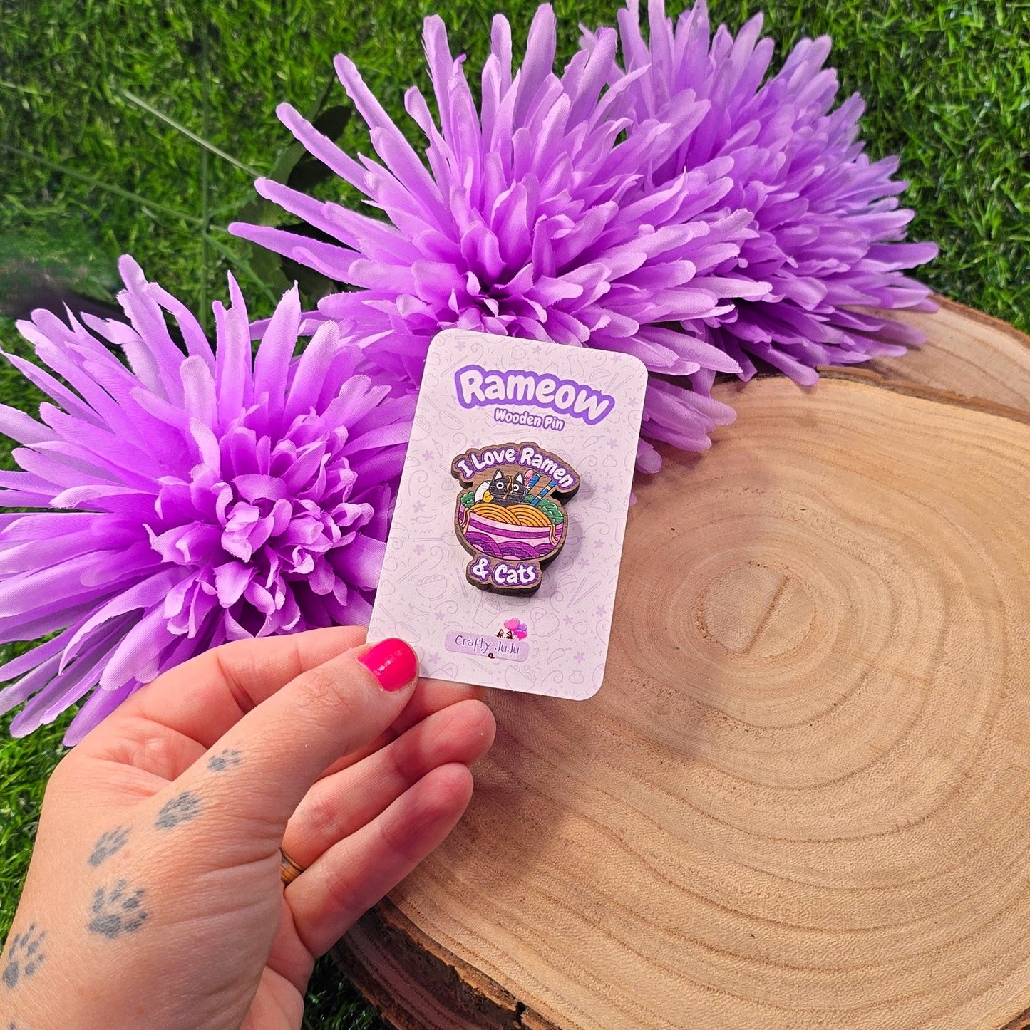 I Love Ramen & Cats Cat in Ramen Bowl Eco-Friendly Wooden Pin – Cute & Sustainable Kawaii Accessory