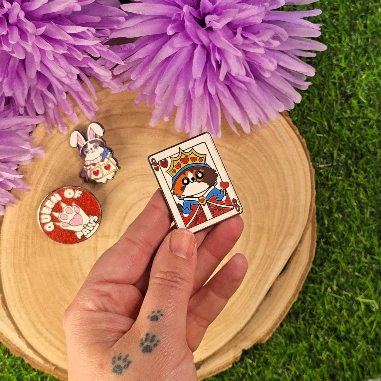 Queen of Paws Alice in Wonderland Enamel Pins – B-Grade - Cat Wonderland Collection - Cute Collectable Pin Set - 4cm to 4.5cm Tall