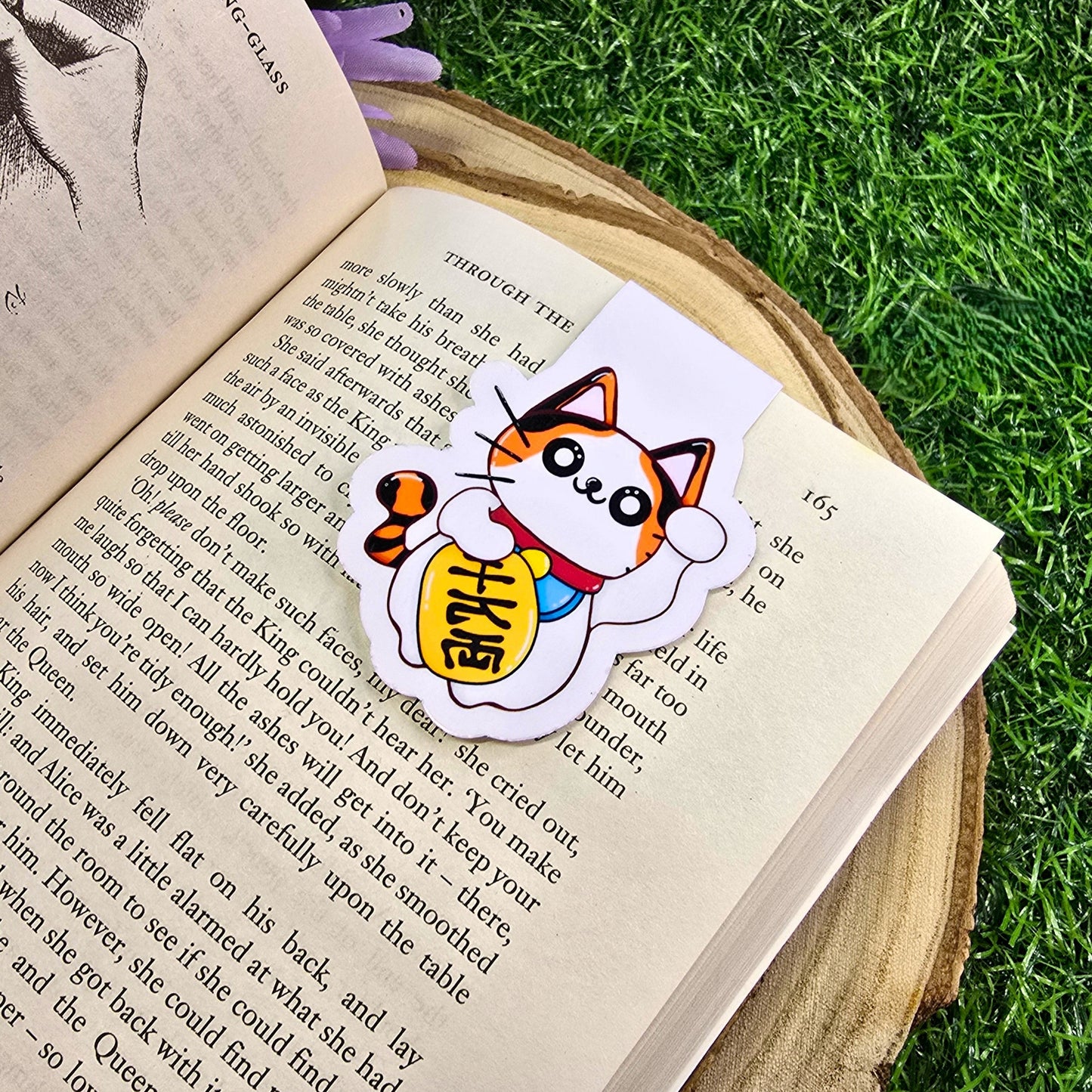 Lucky Japanese Cat Large Magnetic Bookmark – Kawaii & Functional Page Marker