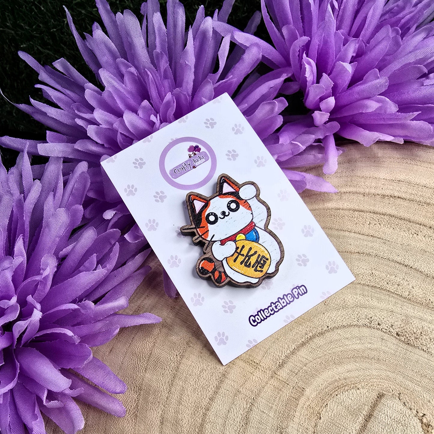 Lucky Cat Eco-Friendly Wooden Pin – Sustainable & Kawaii Maneki-Neko Badge