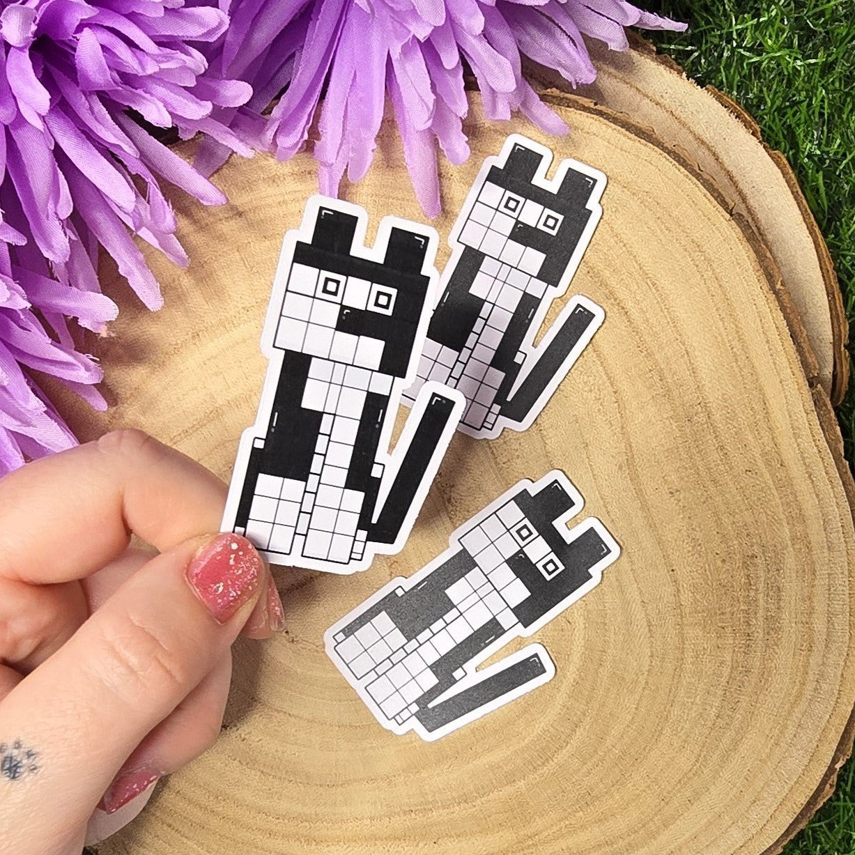 Pixel Paws Dave cat vinyl sticker in blocky voxel style, die cut waterproof gamer kitty sticker 6.7cm handmade in UK
