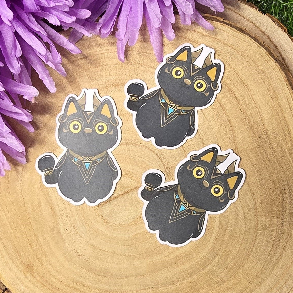Moon guardian Luna black cat matte vinyl sticker with gold details, fantasy inspired die cut waterproof handmade sticker 7cm UK